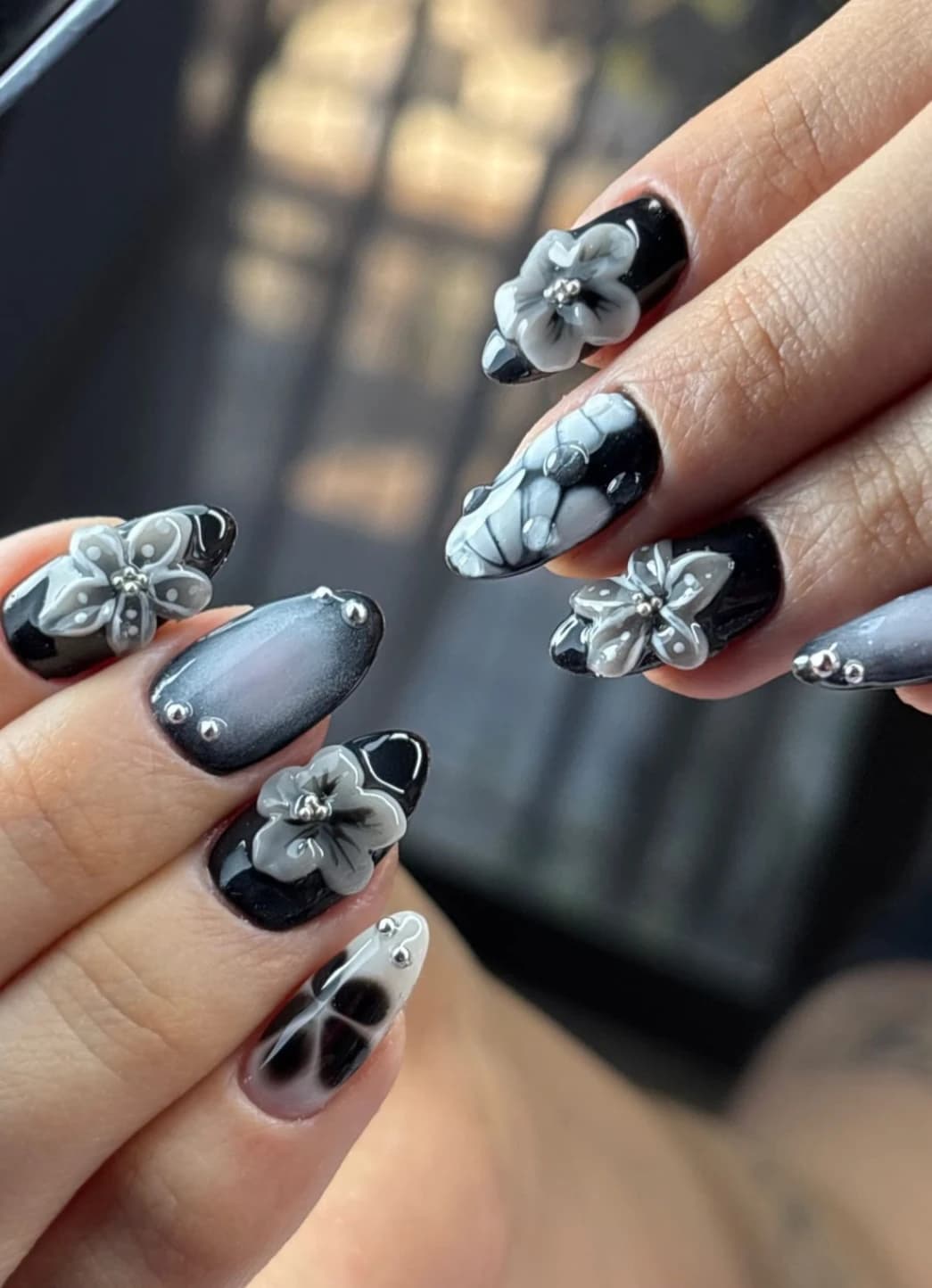 Grey blossom